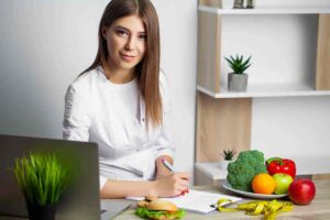 Read more about the article The 5 Best Online Nutrition Degree Programs